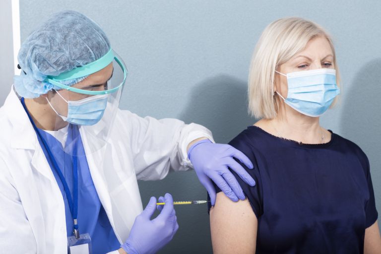 アメリカ多民族社会におけるワクチン政策と医療体制の挑戦と進化